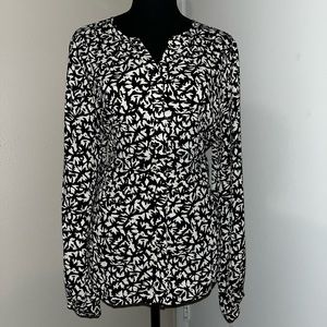 Violet & Claire Black and White Blouse